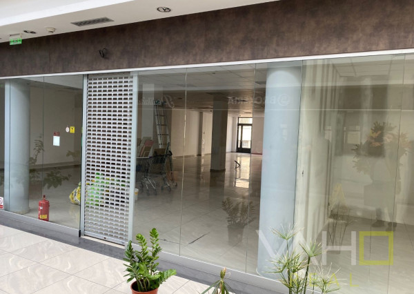 OBCHODNÉ PRIESTORI PRIAMO V CENTRE, výmera 106 m2,Hviezdoslavova, Trnava