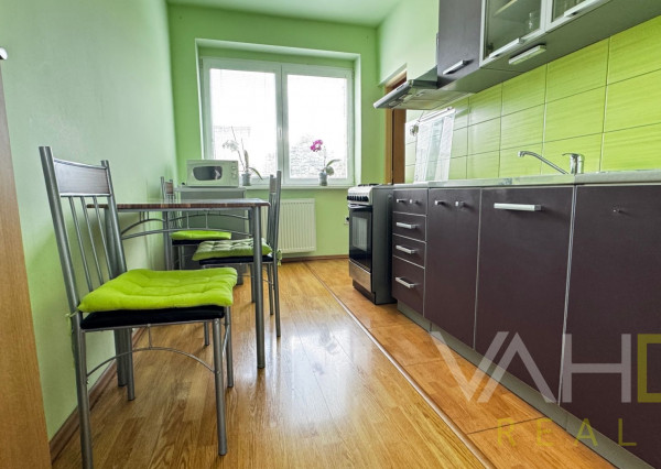 ZĽAVA 20 000 €! Dvojgeneračný rodinný dom v centre Majcichova – bývanie aj investičná príležitosť