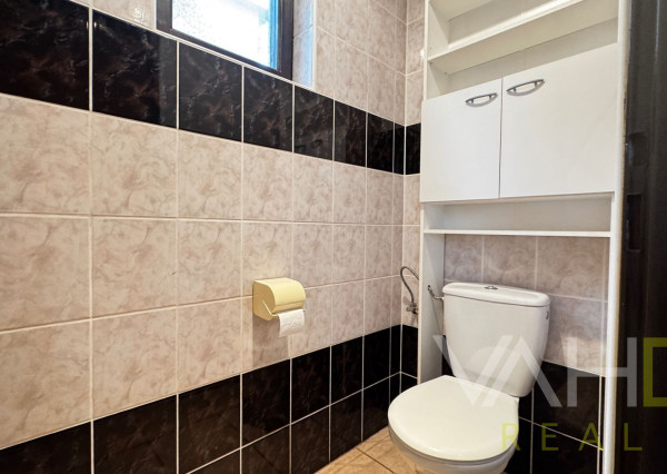 ZĽAVA 20 000 €! Dvojgeneračný rodinný dom v centre Majcichova – bývanie aj investičná príležitosť