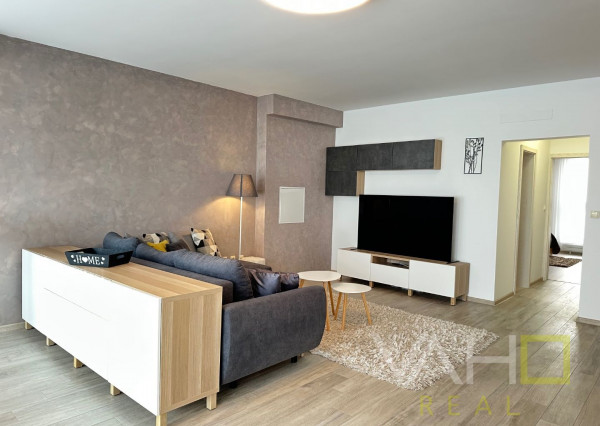 NA PREDAJ Veľkometrážny 3-izbový byt v srdci Trnavy s parkovaním a krytou terasou