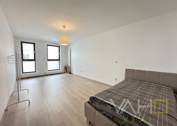 NA PREDAJ Veľkometrážny 3-izbový byt v srdci Trnavy s parkovaním a krytou terasou