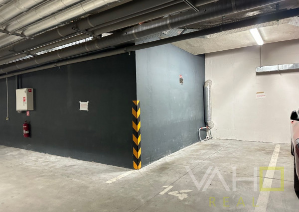 NA PREDAJ Veľkometrážny 3-izbový byt v srdci Trnavy s parkovaním a krytou terasou