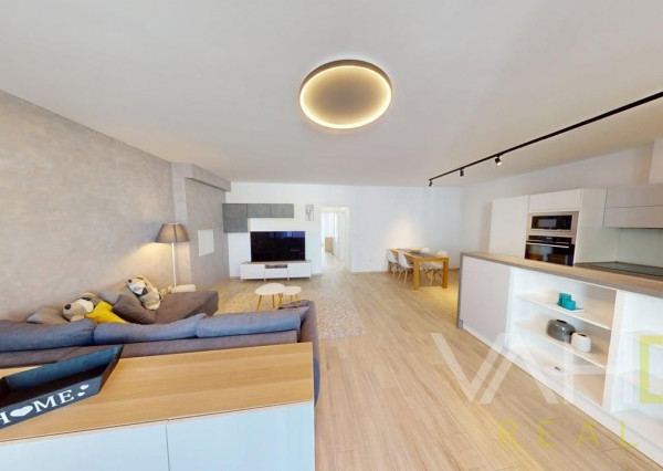 NA PREDAJ Veľkometrážny 3-izbový byt v srdci Trnavy s parkovaním a krytou terasou