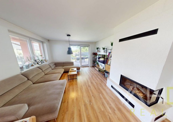 REZERVOVANÉ 4izb. bungalov s dvojgarážou, krbom v obci Báhoň