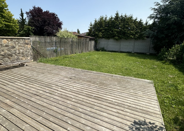 Moderný 5izbový dvojpodlažný rodinný dom v Rovinke