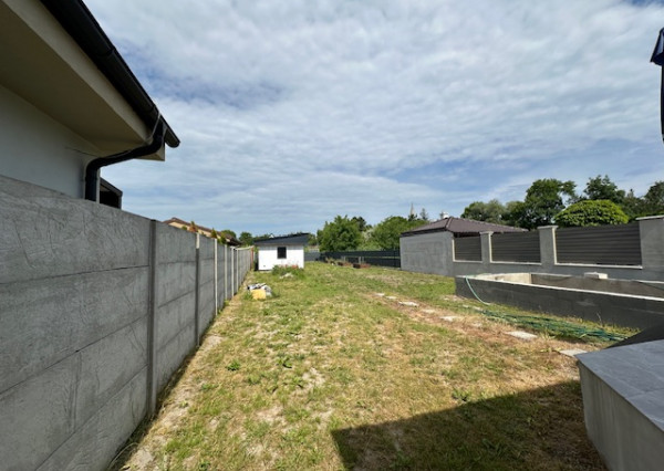 EXKLUZÍVNE NA PREDAJ NOVOSTAVBA obec Zavar