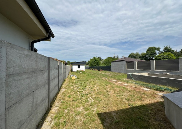 EXKLUZÍVNE NA PREDAJ NOVOSTAVBA obec Zavar