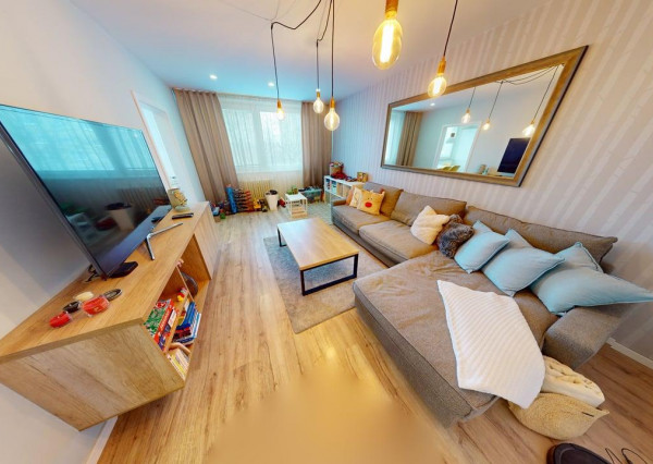 PRENAJATÉ ! NA PRENÁJOM nadrozmerný 3 izbový byt, A. Kubinu, Trnava