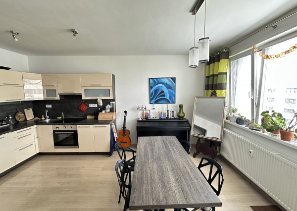 PRIESTRANÝ 2 izb. byt s parkovaním v NOVOSTAVBE, Arboria