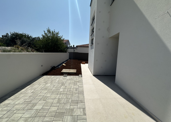 VAHOreal* EXKLUZÍVNE IBA u NÁS!! 4 LUXUSNÉ RD s BAZÉNOM v CHORVÁTSKU