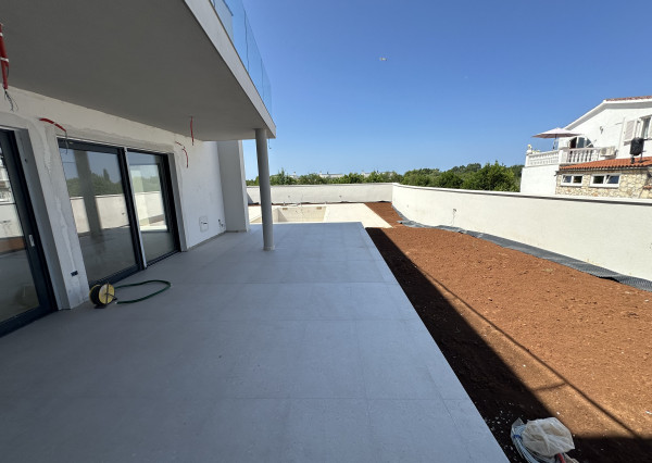 VAHOreal* EXKLUZÍVNE IBA u NÁS!! 4 LUXUSNÉ RD s BAZÉNOM v CHORVÁTSKU