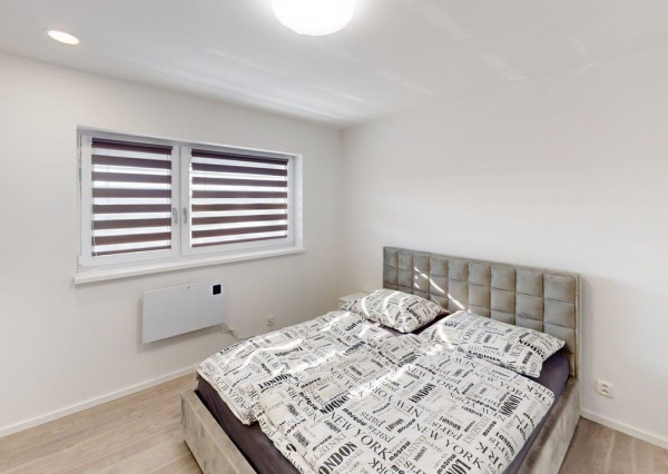 ,,REZERVOVANÝ,, - Moderná novostavba vo Vlčkovciach