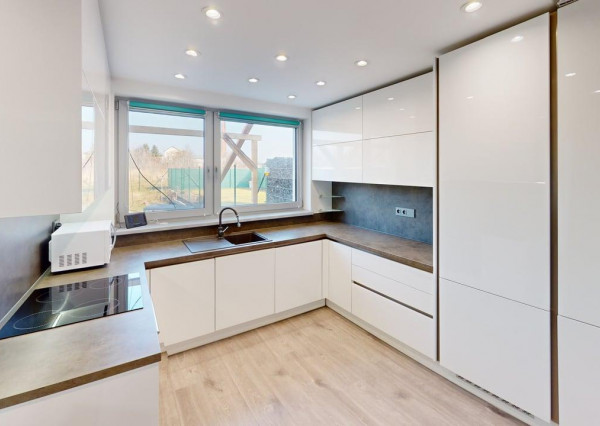 ,,REZERVOVANÝ,, - Moderná novostavba vo Vlčkovciach