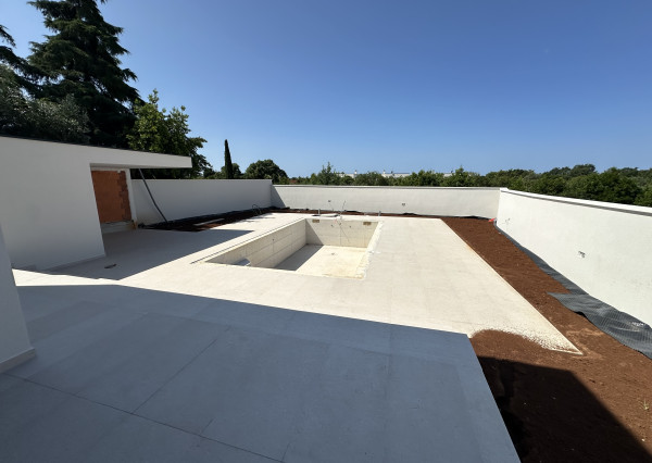 EXKLUZÍVNE IBA u NÁS!! 4 LUXUSNÉ RD s BAZÉNOM v CHORVÁTSKU