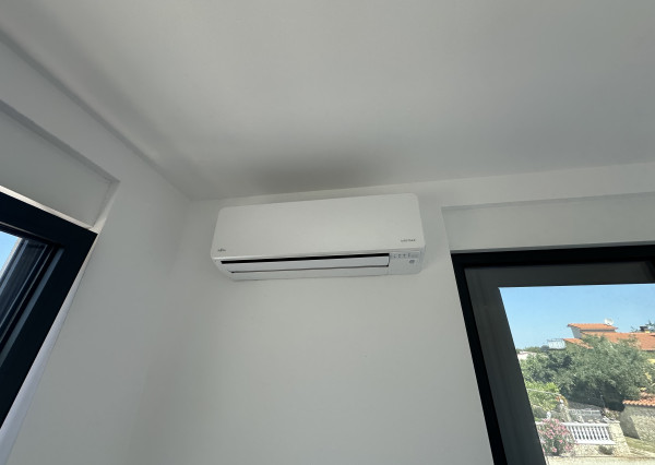 EXKLUZÍVNE IBA u NÁS!! 4 LUXUSNÉ RD s BAZÉNOM v CHORVÁTSKU