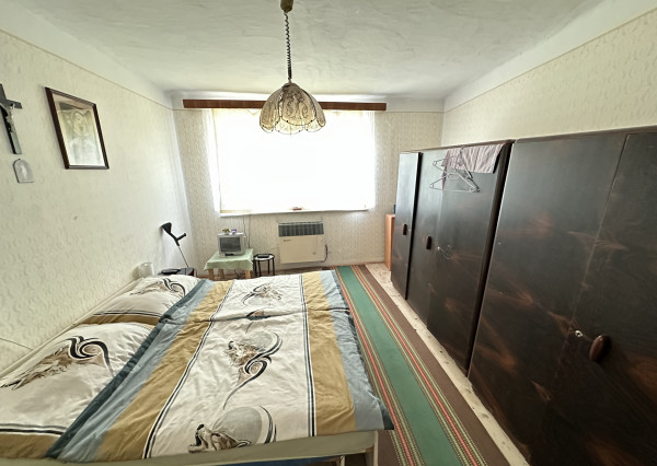 Rodinný dom s veľkým pozemkom a potenciálom – Siladice