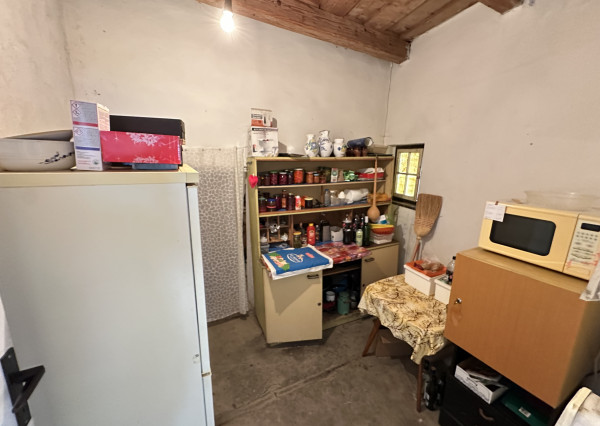 Rodinný dom s veľkým pozemkom a potenciálom – Siladice