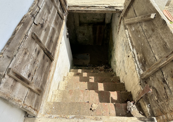 Rodinný dom s veľkým pozemkom a potenciálom – Siladice