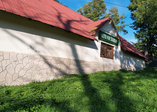 Na Predaj PREVÁDZKOVÝ OBJEKT, Reštaurácia, Moto - PUB JAHODNÍK,