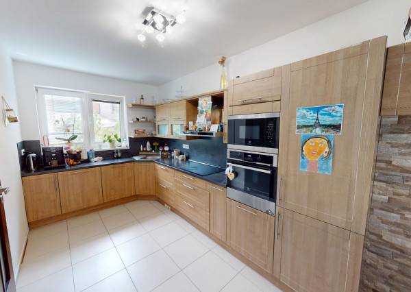 LUXUSNÉ BÝVANIE v Malženiciach pri Trnave – komfort, bazén, pohoda