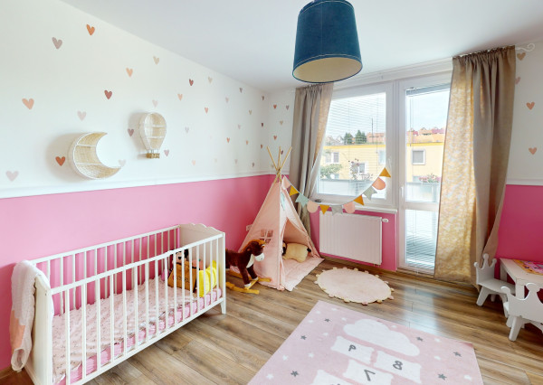 ,,REZERVOVANÝ,, Predaj 3 izbového bytu s dvoma balkónmi