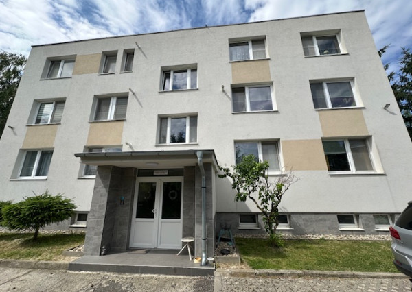 ,,REZERVOVANÝ,, Predaj 3 izbového bytu s dvoma balkónmi