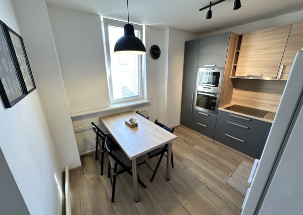 ✨ PRENÁJOM – 2-izbový byt priamo v centre Trnavy s parkovaním ✨