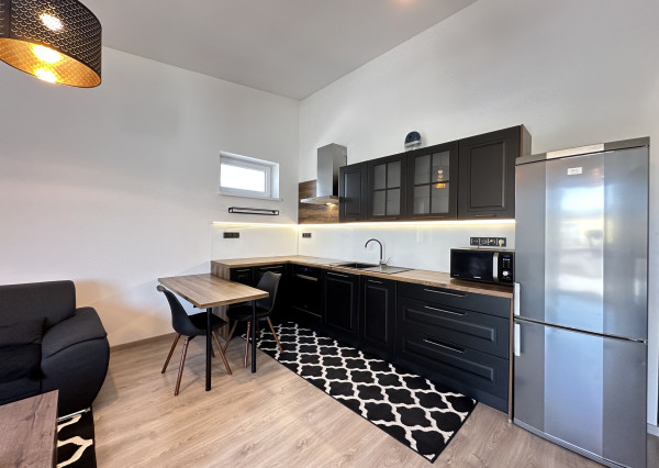 🏠 Prenájom – 2-izbový byt s veľkou terasou a parkovaním | Biely Kostol, 4 km od Trnavy