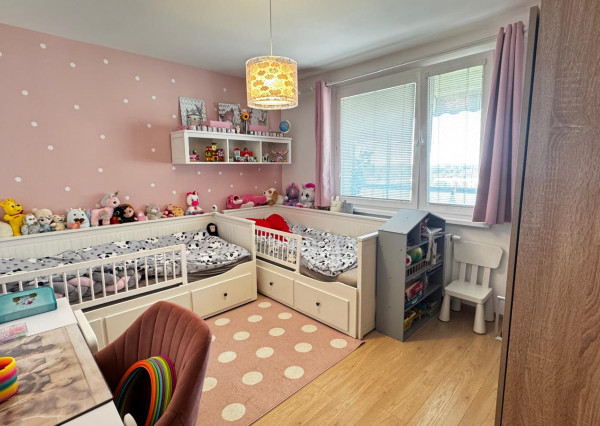 ,,PREDANÝ,, 3-izbový byt s balkónom Trnava