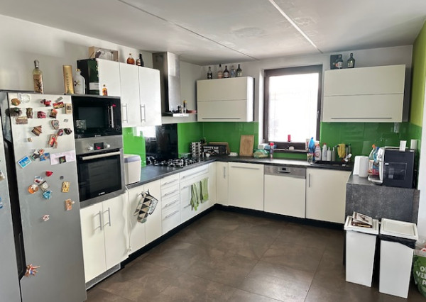 ,,ZNÍŽENÁ CENA ,,NA PREDAJ Luxusný rodinný dom