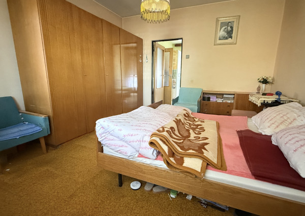 🏡PREDANÉ !!! Rodinný dom s veľkým pozemkom v obci Kátlovce