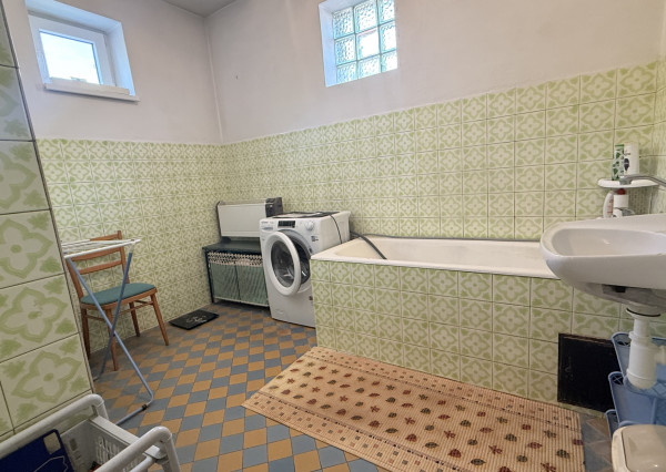 🏡PREDANÉ !!! Rodinný dom s veľkým pozemkom v obci Kátlovce