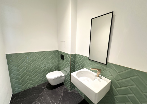 LUXUSNÝ PRENÁJOM KANCELÁRSKYCH PRIESTOROV – TRNAVA, NÁMESTIE SNP