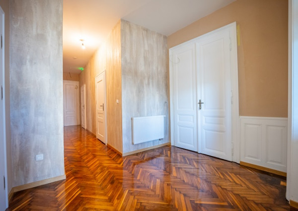 Polyfunkčný meštiansky dom na predaj – historické centrum Trnavy