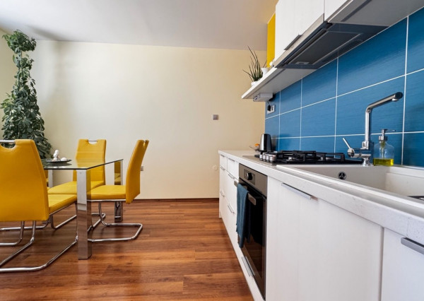 🏡REZERVOVANÉ!!!!!Na predaj 2-izbový byt po kompletnej rekonštrukcii, Trnava – Spartakovská ul.