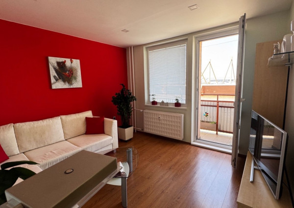 🏡REZERVOVANÉ!!!!!Na predaj 2-izbový byt po kompletnej rekonštrukcii, Trnava – Spartakovská ul.