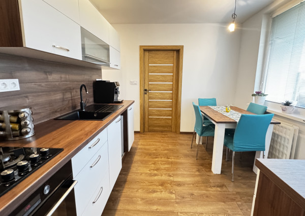 🌟REZERVOVANÉ!!!!! Na predaj priestranný 3,5-izbový byt po kompletnej rekonštrukcii – Trnava, Tehelná ulica