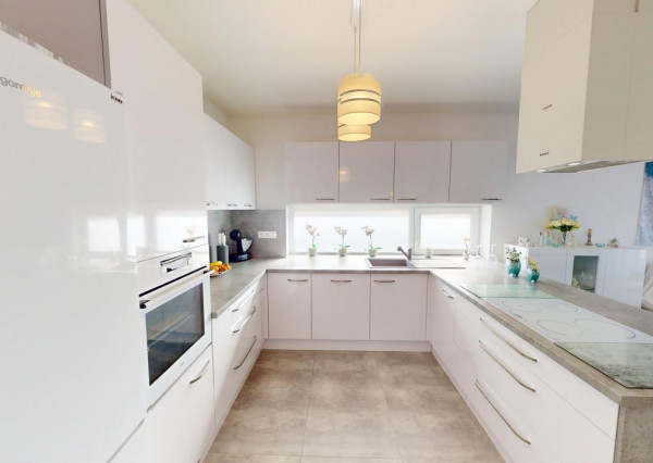 ,,ZĽAVA ,,Predaj Moderný rodinný dom vo Veľkých Kostoľanoch