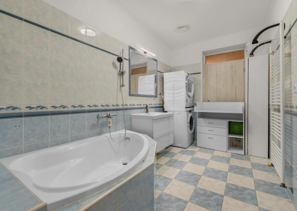 🌿 Exkluzívny 5-izbový rodinný dom v Reci – pokoj, súkromie a nadštandardné bývanie