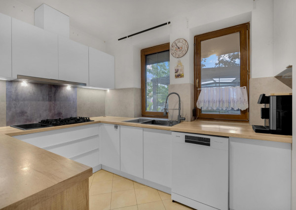 🌿 Exkluzívny 5-izbový rodinný dom v Reci – pokoj, súkromie a nadštandardné bývanie