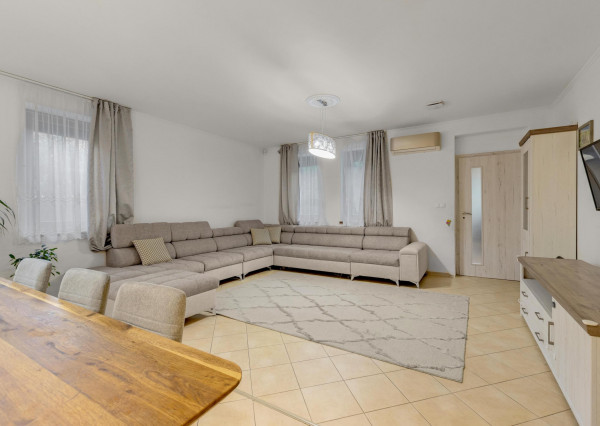 🌿 Exkluzívny 5-izbový rodinný dom v Reci – pokoj, súkromie a nadštandardné bývanie