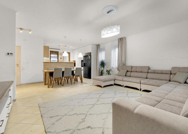 🌿 Exkluzívny 5-izbový rodinný dom v Reci – pokoj, súkromie a nadštandardné bývanie