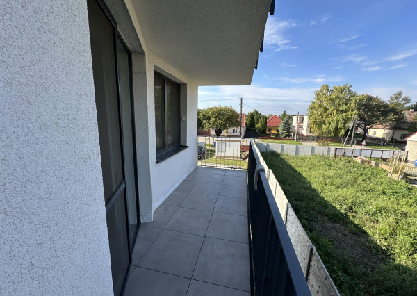 REZERVOVANÉ !  2-izbový byt v novostavbe Terra Opoy, parkovanie a kobka v cene!