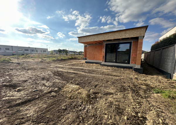 Moderná novostavba RD, pozemok 600m2, zastavaná plocha 179m2, garáž