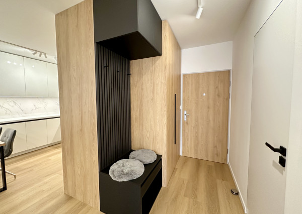 PRENÁJOM – 2-izbový štýlový byt v Rezidencii Hviezdoslavova, centrum Trnavy