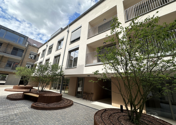 PRENÁJOM – 2-izbový štýlový byt v Rezidencii Hviezdoslavova, centrum Trnavy