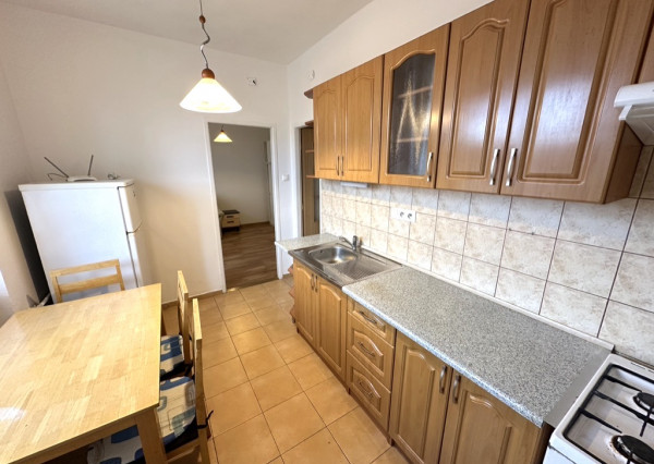 PRENAJATÉ ! PRENÁJOM 2-izbového bytu s balkónom – Ľ. Podjavorinskej, Trnava