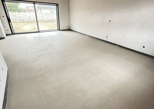 Moderná novostavba RD, pozemok 600m2, zastavaná plocha 179m2, garáž