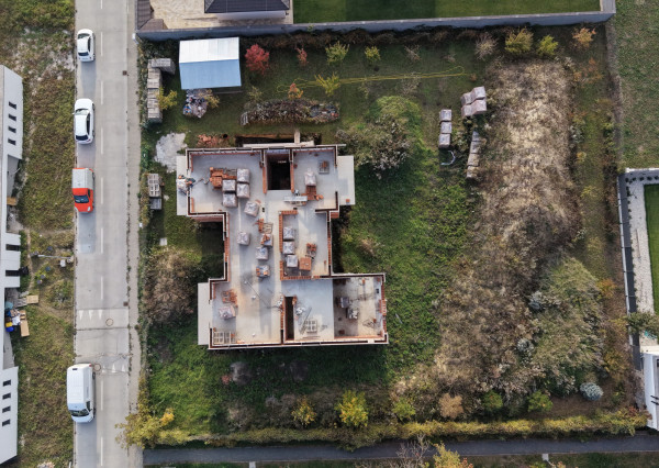 Rozostavaný RD na JEDINEČNOM POZEMKU s výmerou až 2100m2, Kamenná cesta Trnava