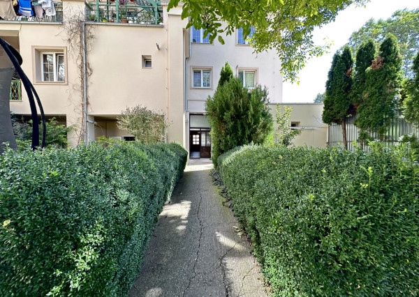 🏡 Prenájom útulného 2-izbového bytu v centre Trnavy – ul. Andreja Žarnova